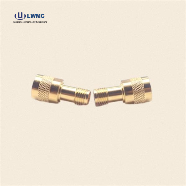 N形コネクタからSMAへのソリューション