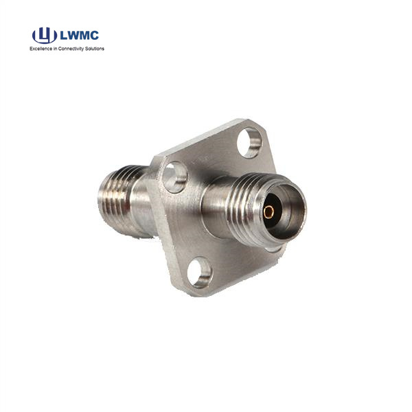 Zjednodušte svou instalaci spolehlivým konverterem RF na koaxiál