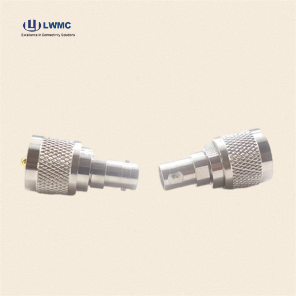 Mevcut farklı türlerdeki SMA erkek uyumcularını keşfetme