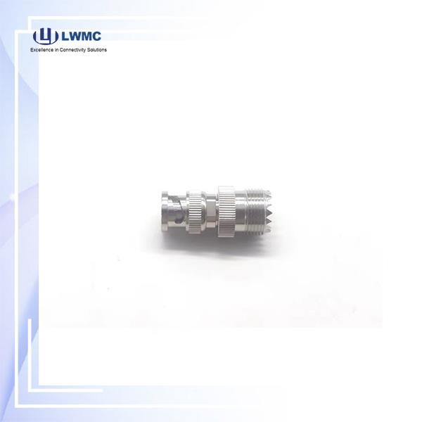 ดีไซน์แบบเสียบแล้วเล่นทำให้ตั้งค่าและใช้งานได้ง่าย