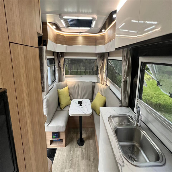 Viu l'aventura definitiva fora d'asfalt amb els nostres remolcs de primera qualitat