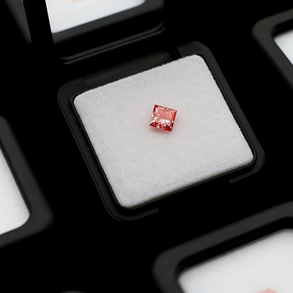 Nilai yang tidak dapat ditandingi untuk pembelian berlian CVD