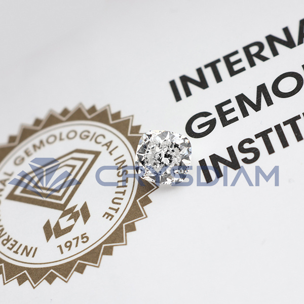 Bersinar dengan Gelang Tenis Berlian Ciptaan Makmal kami