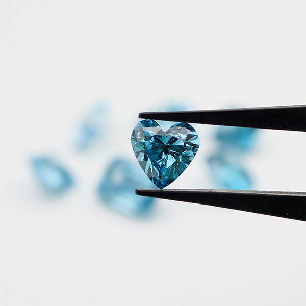 Eties verkrygte laboratorium-gekweekte CVD-diamante wat voldoen aan volhoubare praktyke