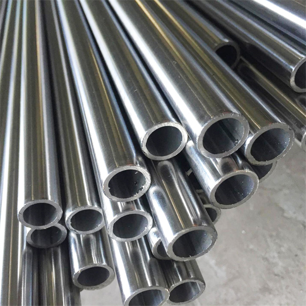 Protection of 304 Stainless Steel Pipe: