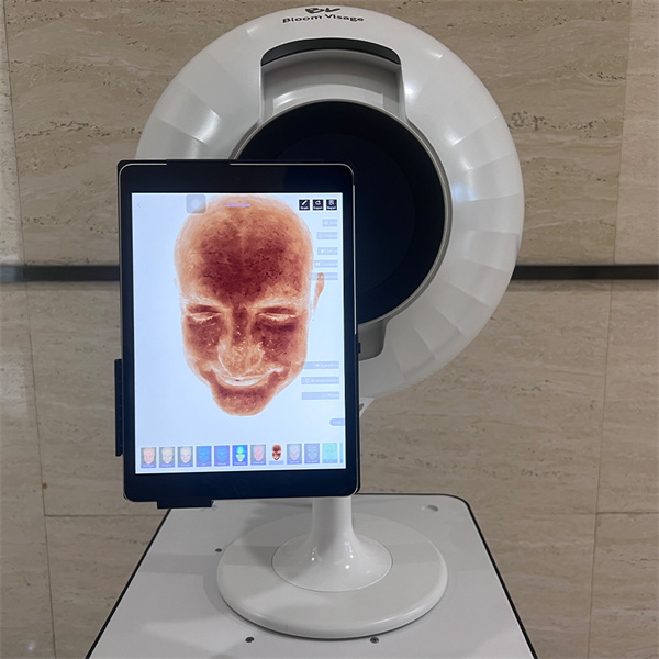 顔の特徴アナライザーで自己認識を変革しよう