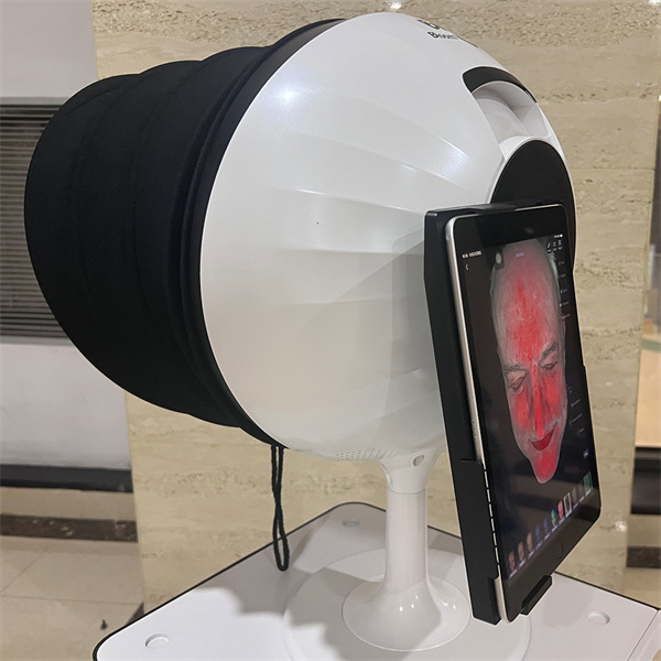 Подијелите резултате за савршену кожу помоћу преносивог алата за анализу коже који идентификује ваше јединствене потребе