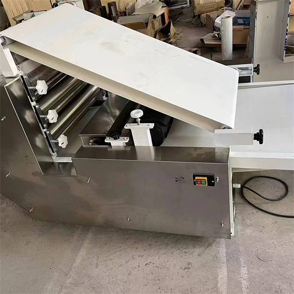 روتی های یکسان و خوشمزه هر بار با دستگاه سازنده روتی کافتیر