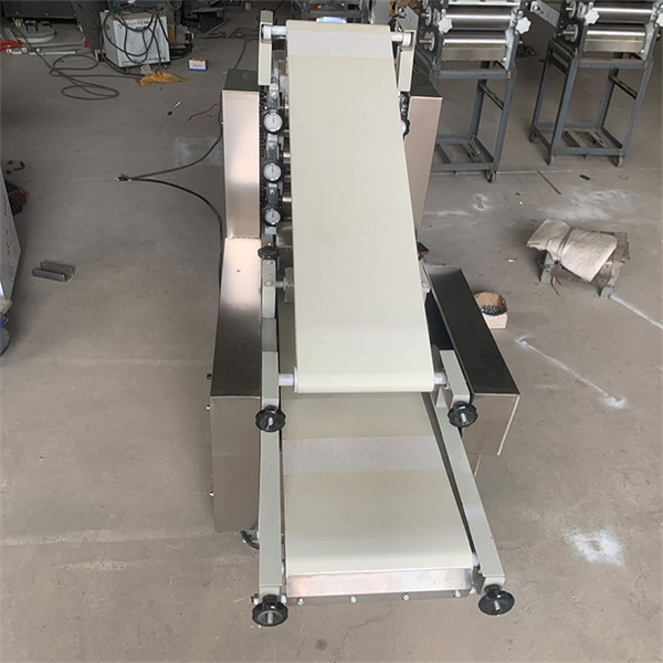 Idő és Erő Takarékosítása a Nagy Roti Géppel