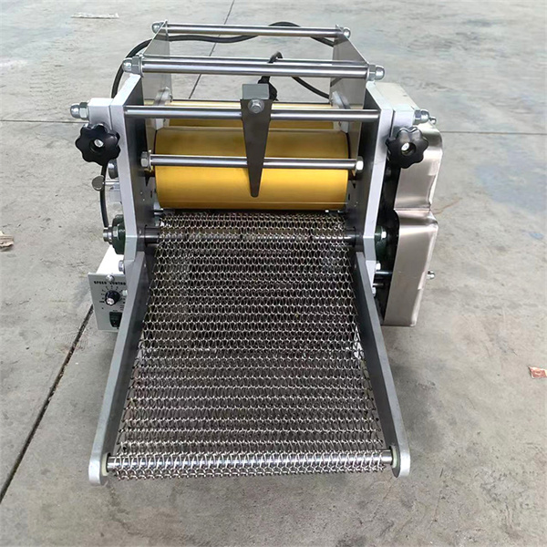 התנסו במכונת טורטילה תעשייתית