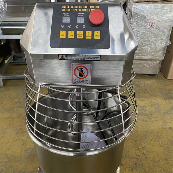 ยกระดับทักษะการทำเบเกอรี่ของคุณด้วยเครื่องผสมเค้กและแป้ง