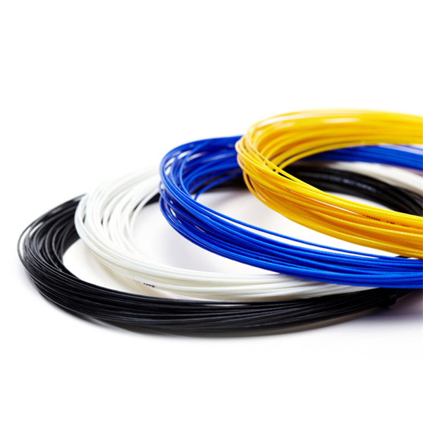 Inovacijos stiklinio badmintono srityje