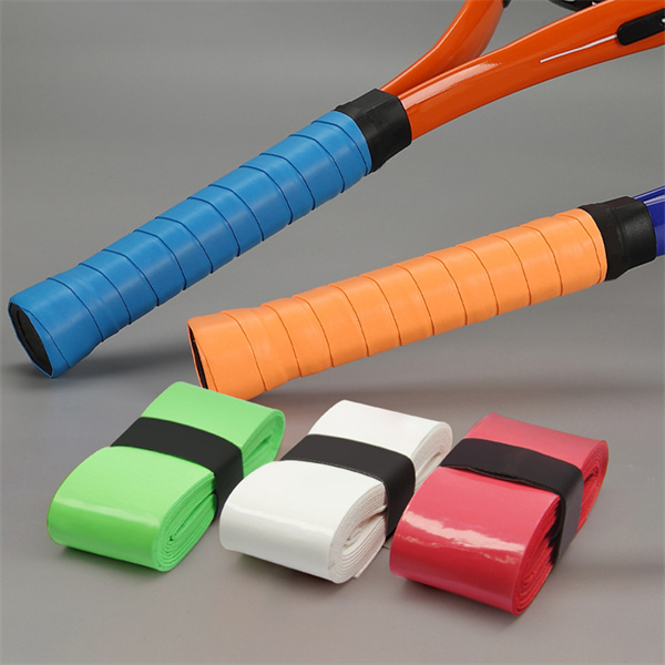 איך להחזיק את מקלת הטניס בצורה נכונה