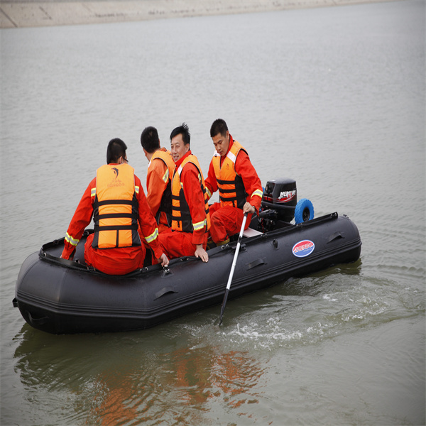Steigern Sie Ihr Bootserlebnis mit unserem innovativen aufblasbaren Beiboot mit Elektromotor
