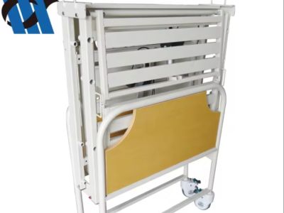 Electric vs. Manual Hospital Beds: Which is Best for Your Needs?