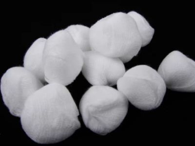 How Gauze Balls Aid in Absorbing Fluids During Medical Procedures