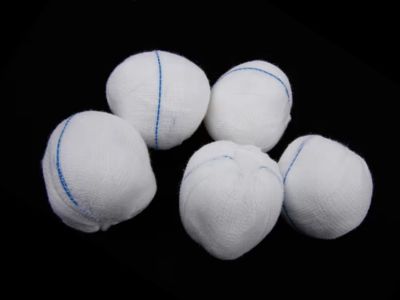 How to Choose the Best Gauze Ball for Your Medical Kit