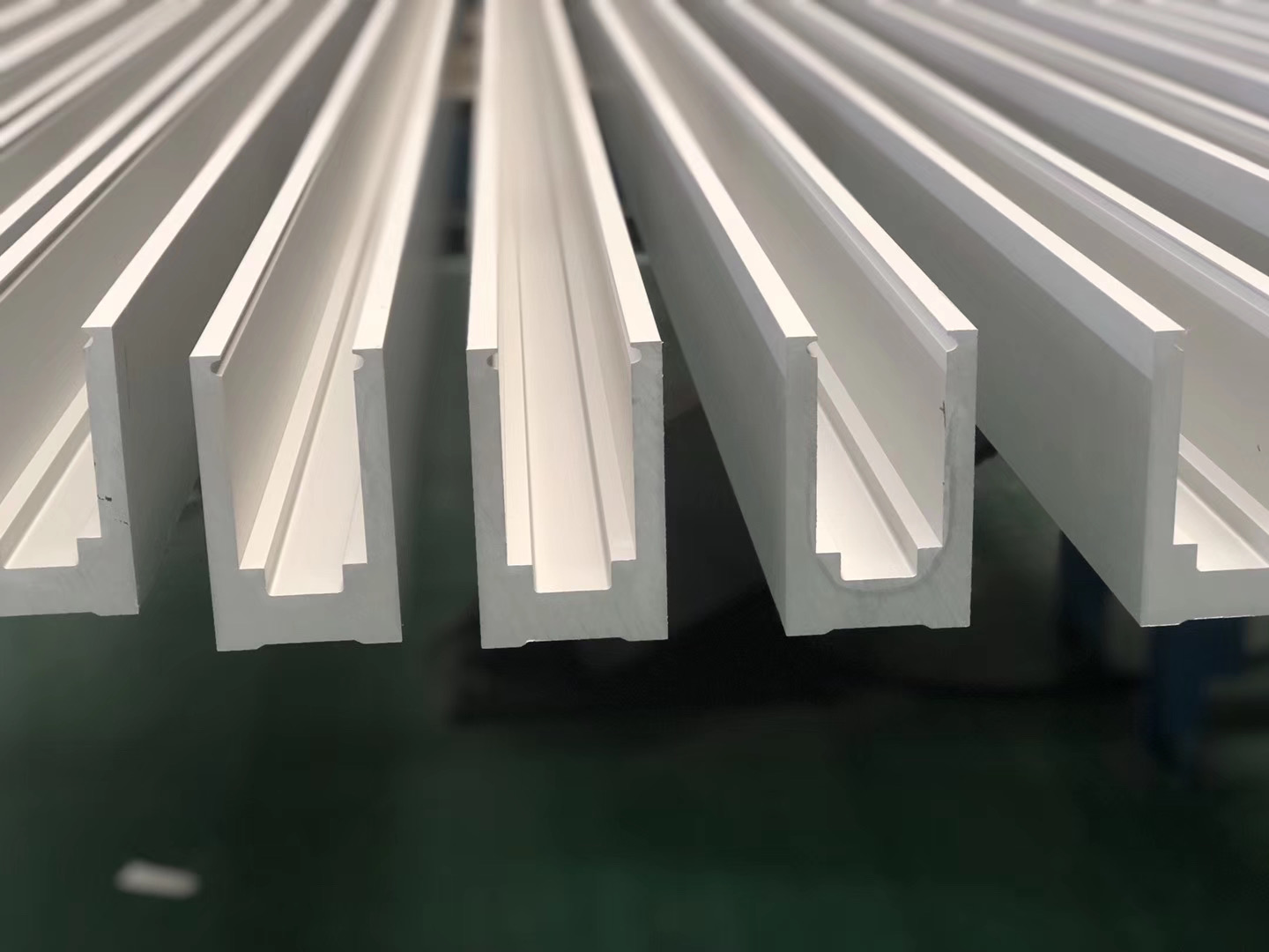Extrusion Aluminum Parts,Aluminum Extrusions Parts For CNC,RMT