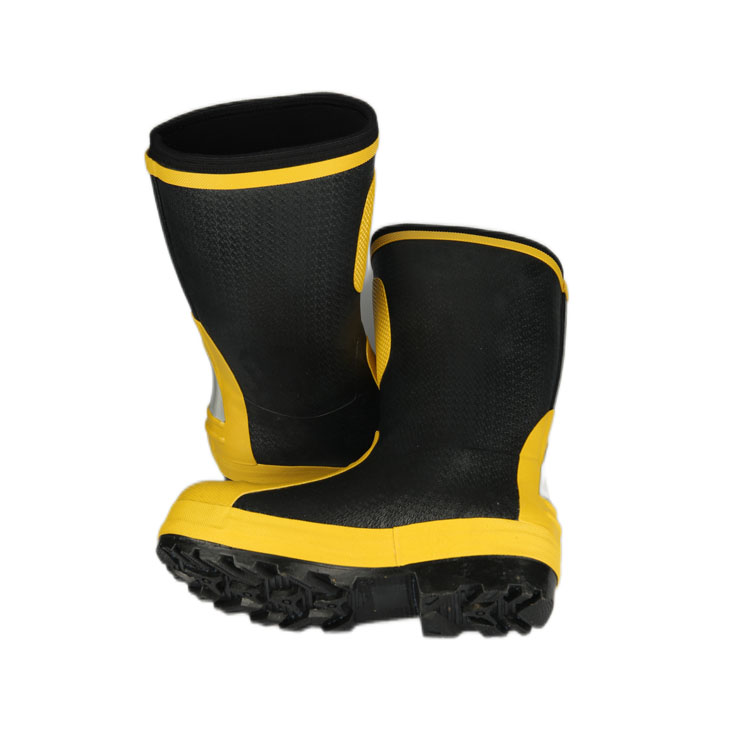 خصوصیات میں تھرمل انسلیشن اور وضاحت کے لئے ریفرکٹوائی اسٹرپز شامل ہیں۔