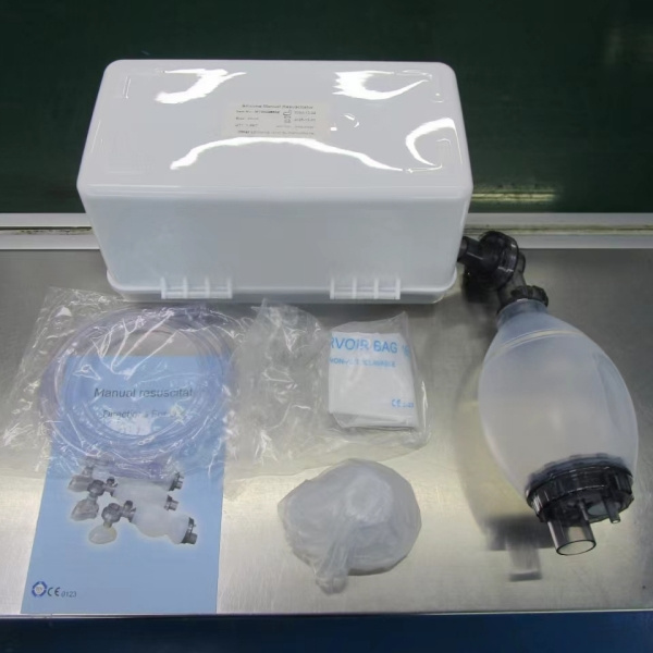 Making CPR easier with Single-Use Resuscitators