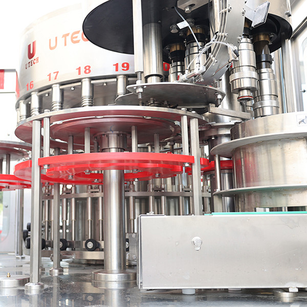 Повишаване на точността и скоростта с машина за напълване на вода