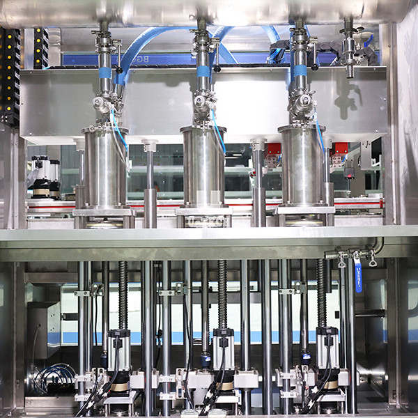 Максимализација ефикасности аутоматским машином за пуњење течности