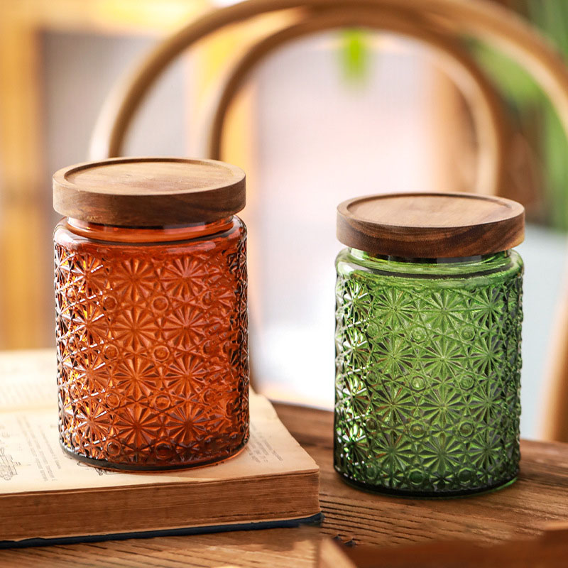 इंबोस्ड स्टोरेज जार