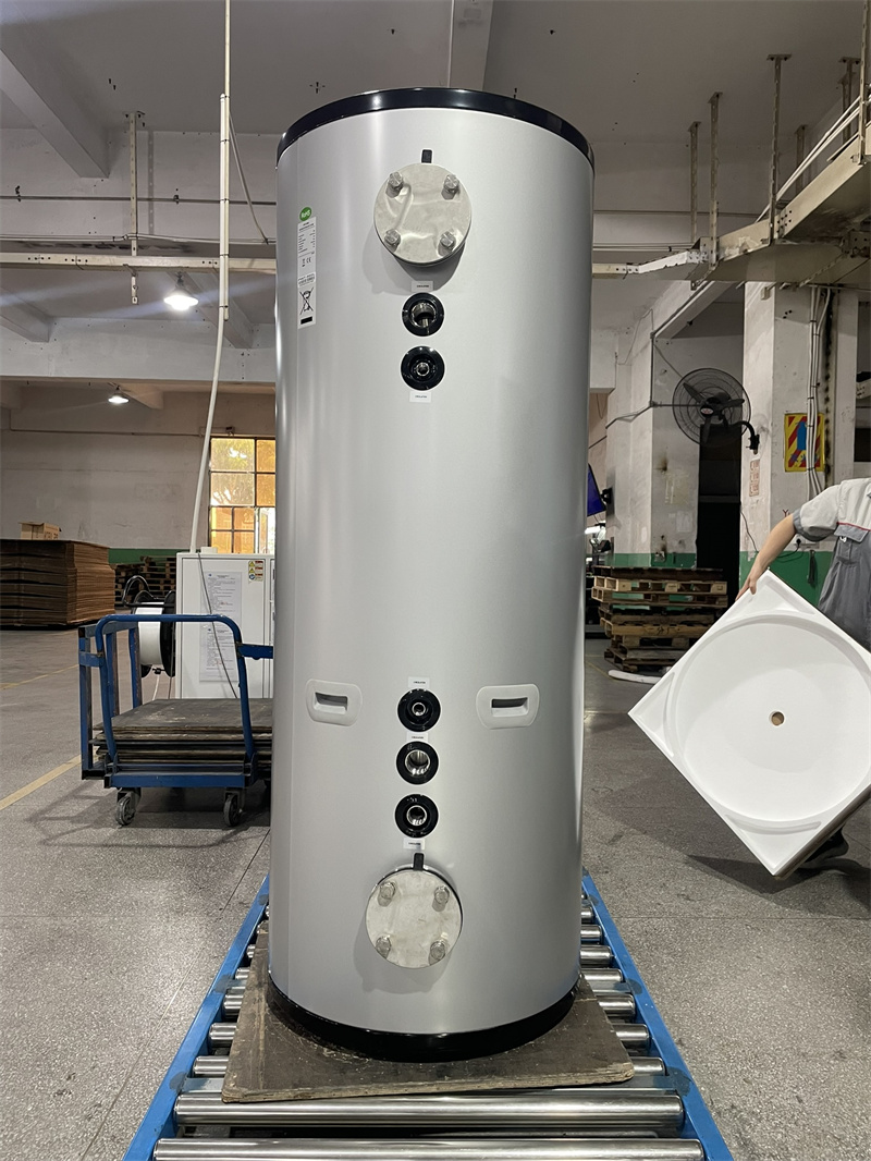 02-Advantages of Commercial Water Tanks.jpg