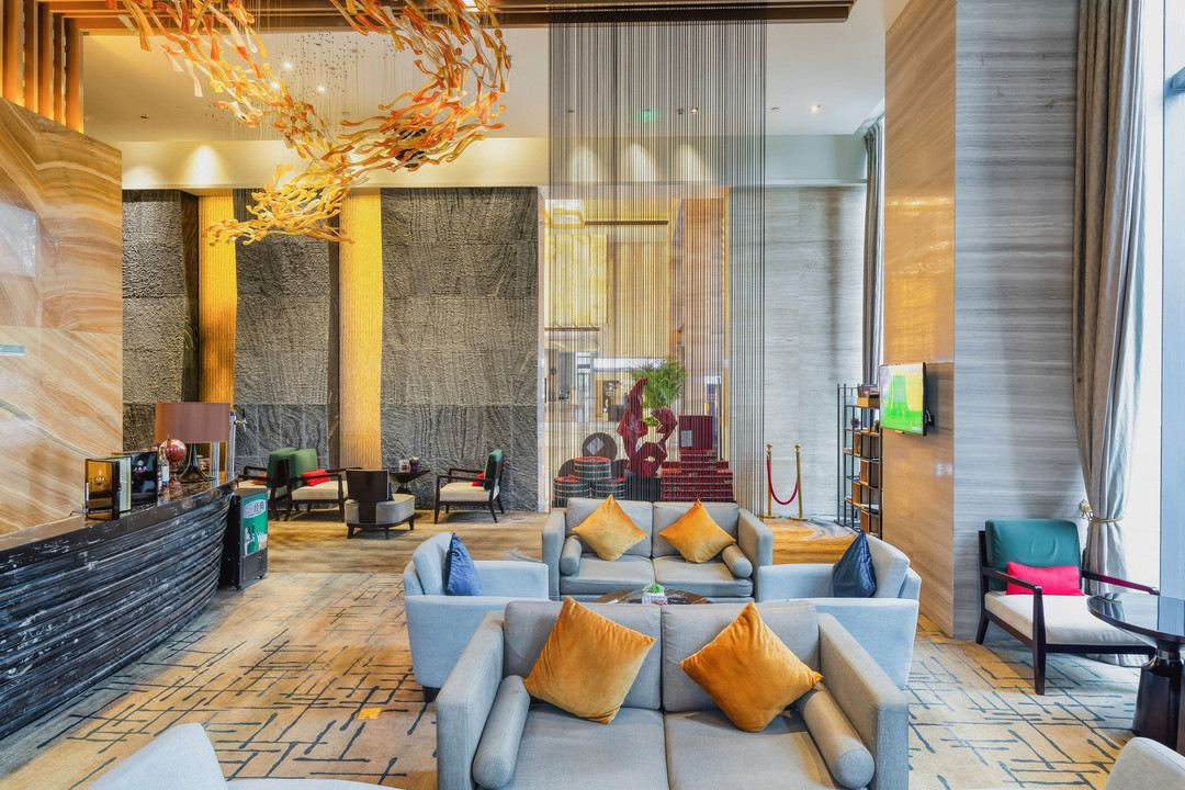 Hotel Lobby Makeovers: Furniture That Creates Lasting First Impressions