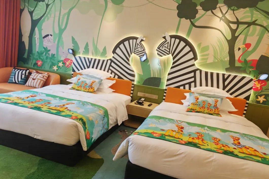 EKAR Safari-Themed Hotel Furniture for Chimelong Resort - Custom Giraffe Castle Kids' Room Solutions
