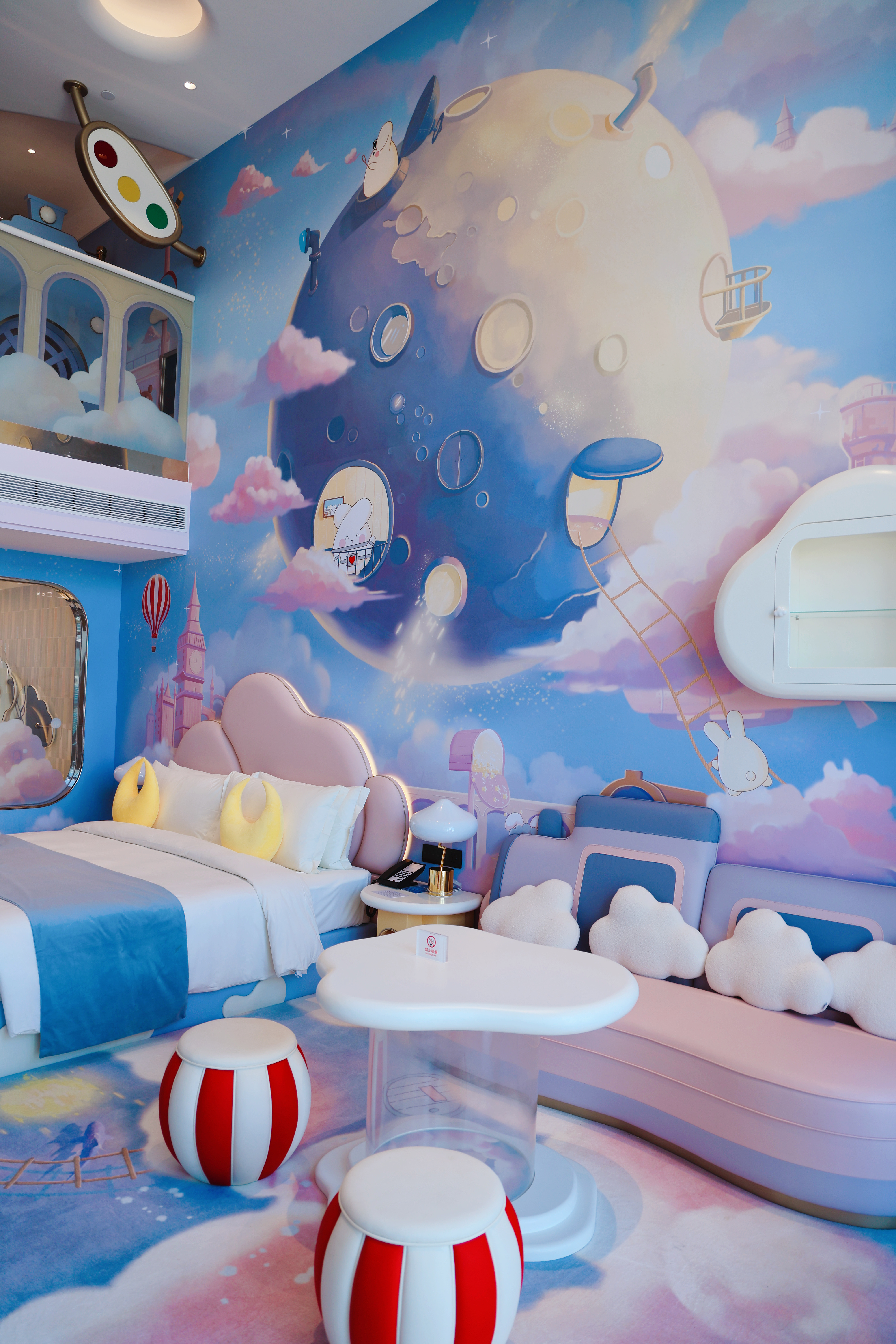 Hainan Sangem Moon Hotel - Alien Planet Parent Child Theme Suite