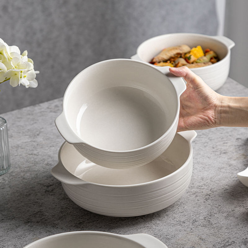 Desain Garis Sederhana dengan Tekstur Glazed Matte Mangkuk Pembakaran dan Penyajian dengan Pegangan