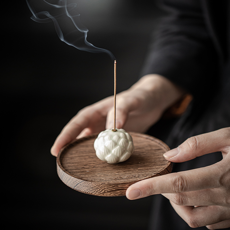 Creative Ceramic Lotus Line Incense Insert Mini Sandalwood Incense Burner Household Indoor Incense Insert Incense Holder Incense Ceremony Decorations