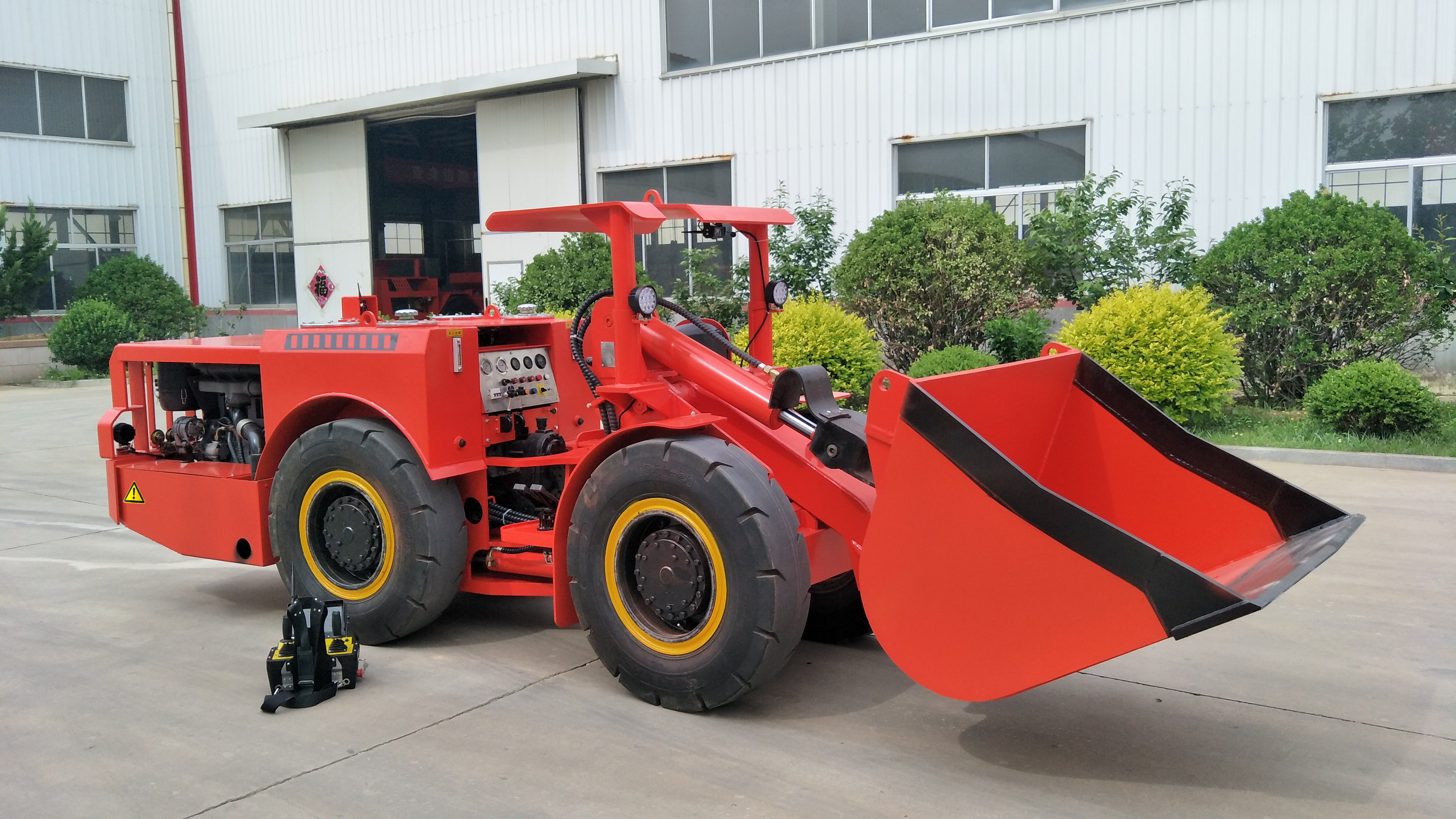 Scooptramдар заманбий тон жана автоматтандыруу системаларына кандай кирет?