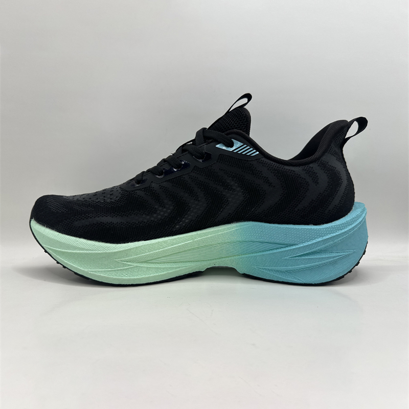 আপনার ব্যক্তিগত শৈলীর সাথে মানানসই বিভিন্ন রঙ এবং ডিজাইনে উপলব্ধ আমাদের স্টাইলিশ এবং ট্রেন্ডি কৃত্রিম টার্ফ ফুটবল জুতোগুলির সাহায্যে মাঠে আলাদা হয়ে উঠুন।