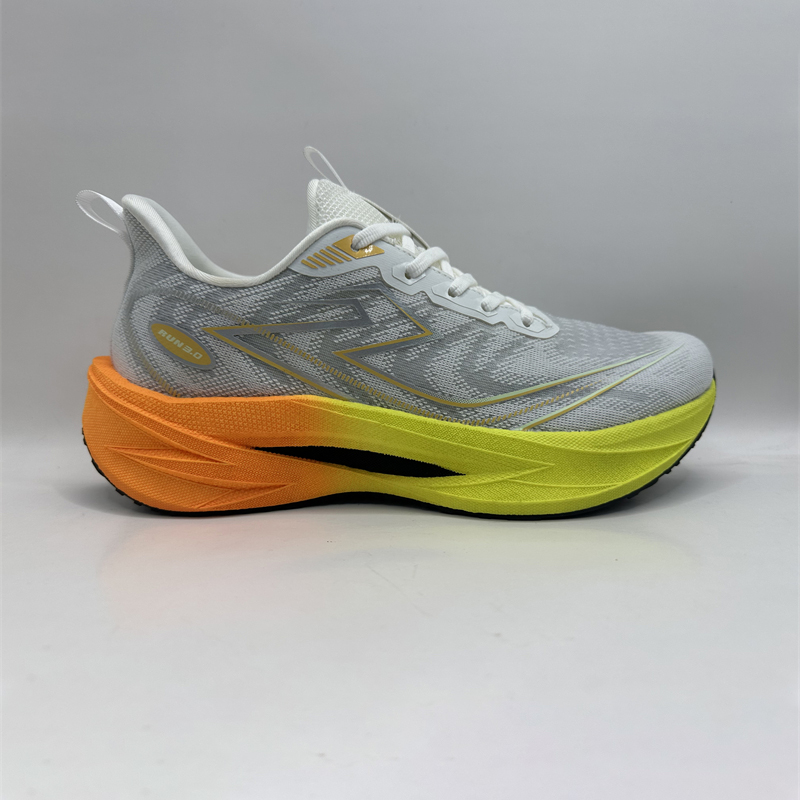 Cosa rende le nostre scarpe da tennis da donna diverse dalla concorrenza