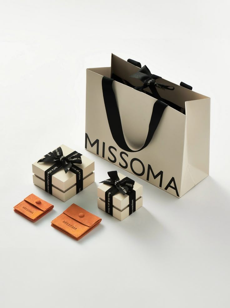 Applications of Paper Gift Boxes in Different Festivals