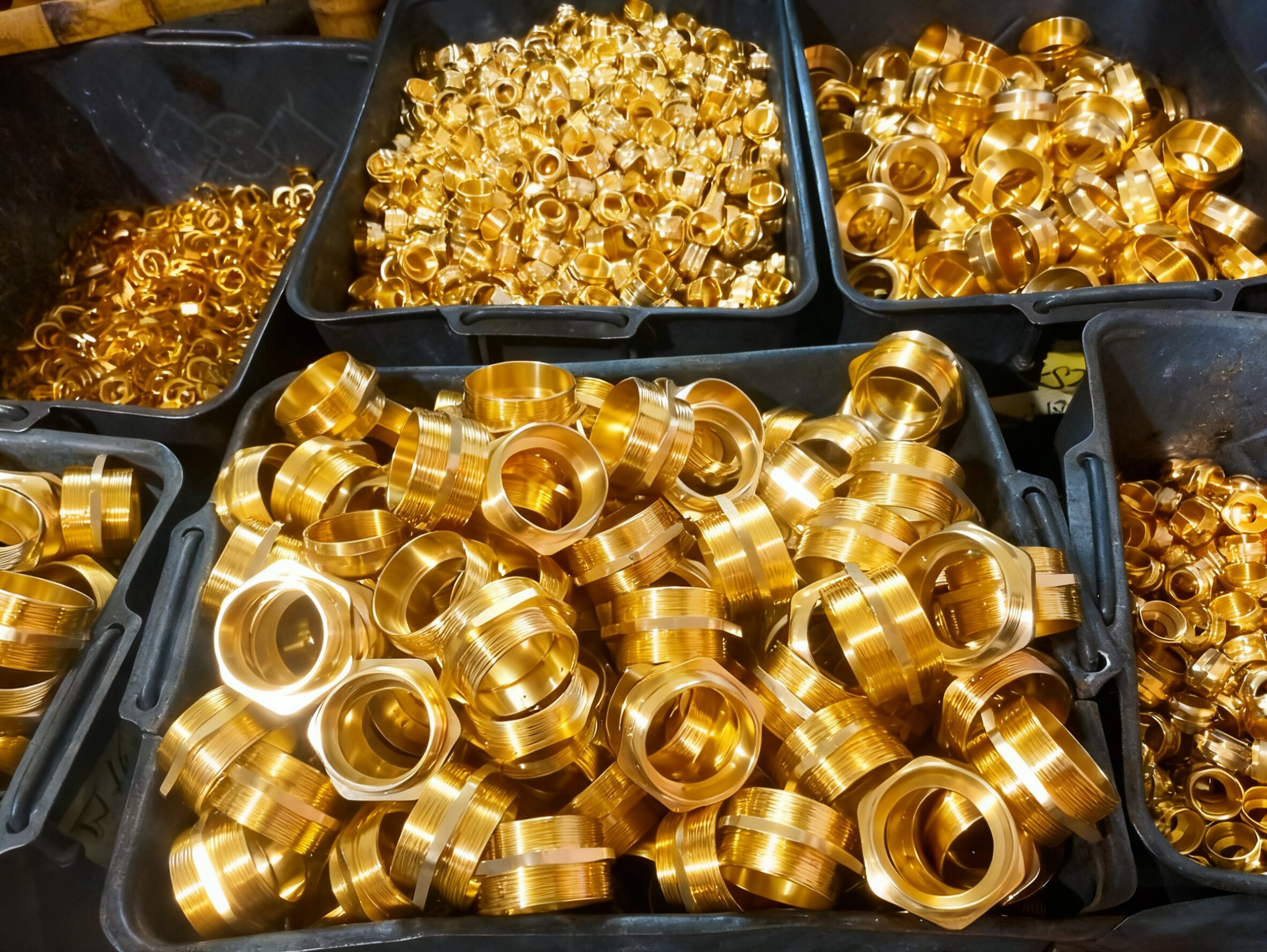 Konekkuri tal-kablu ta' flama inossidabbli: 