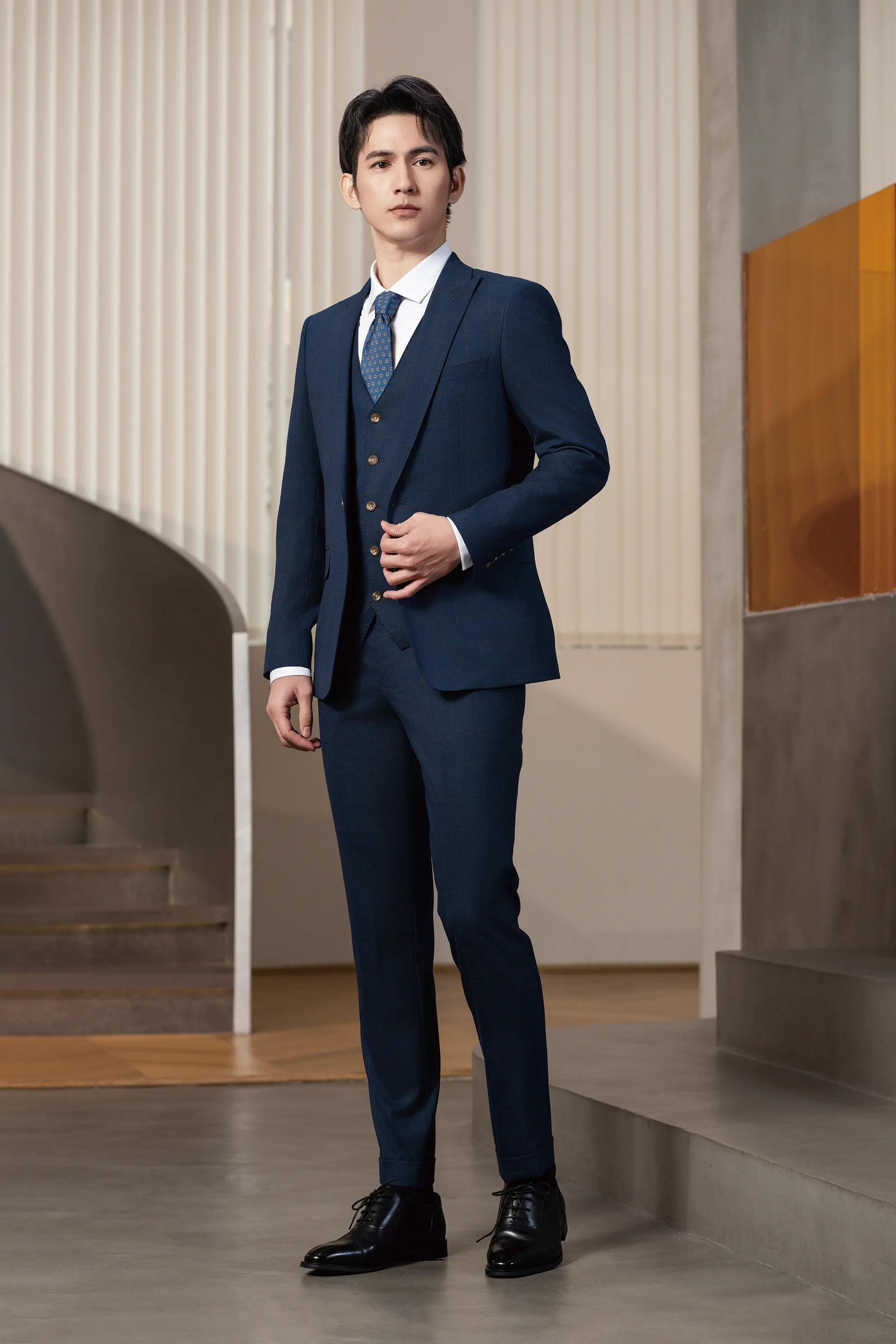 2025 Tuxedo Navy Suit 6903J