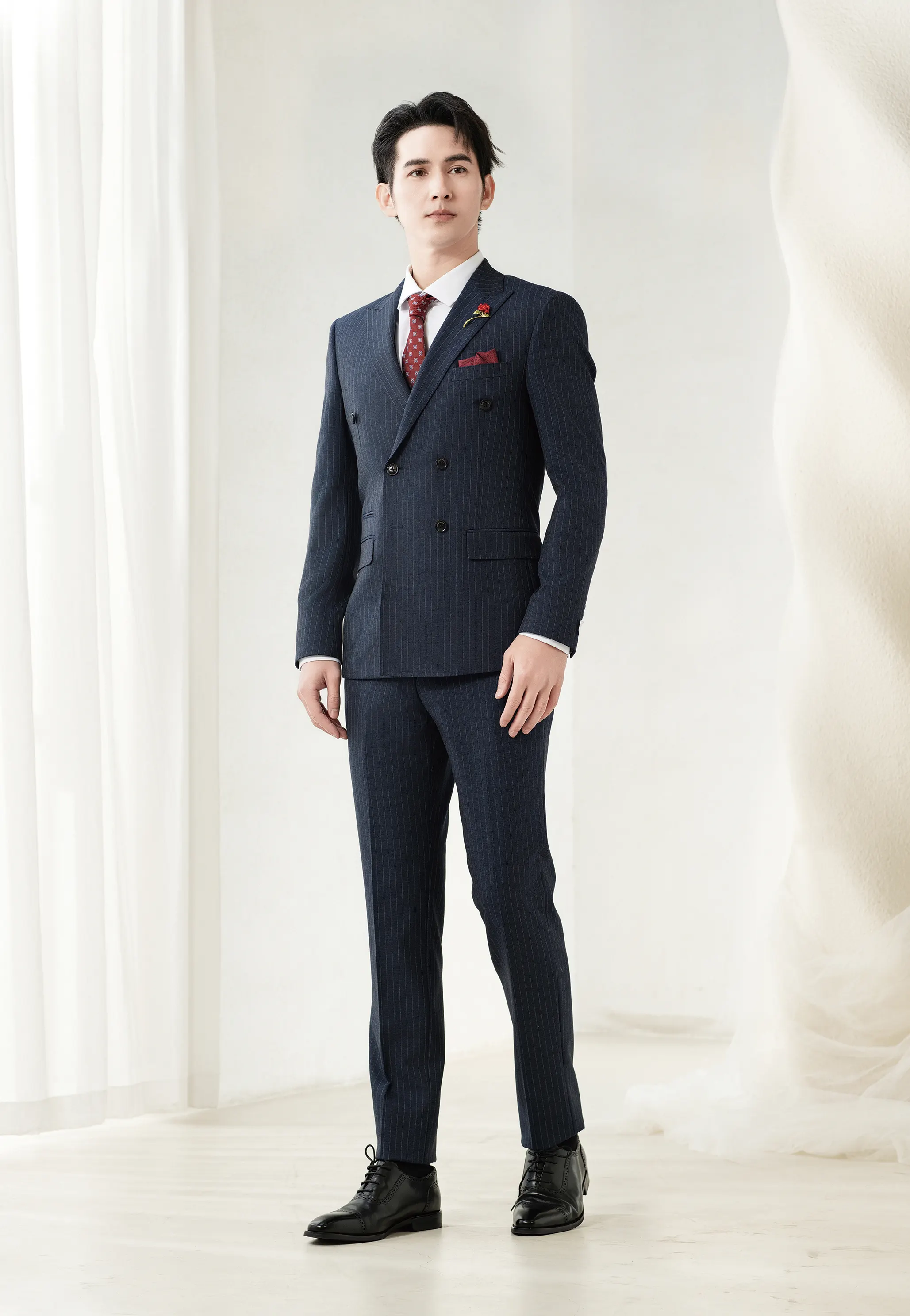 2025 Tuxedo Navy Blue Stripe  Suit 6869