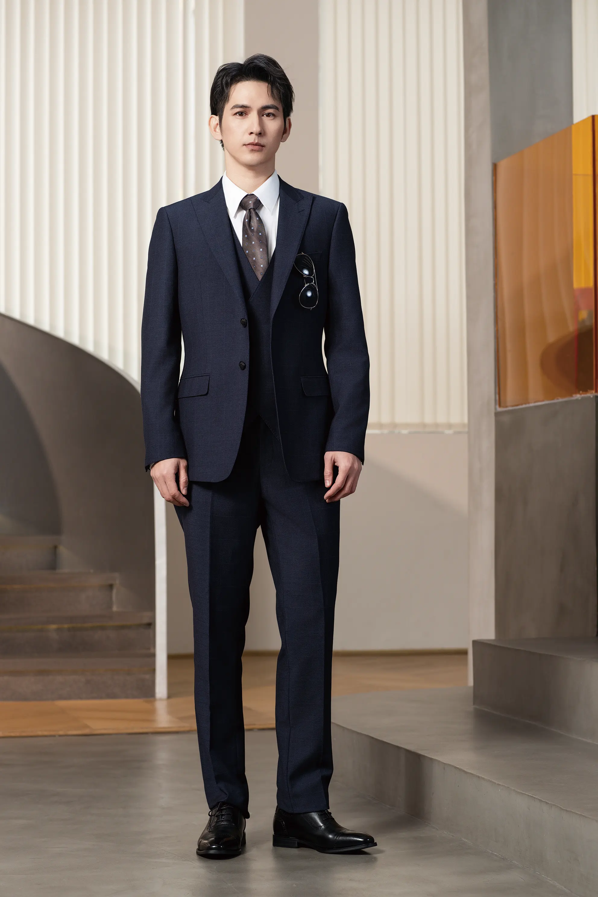 2025 Tuxedo Black  Suit 6889