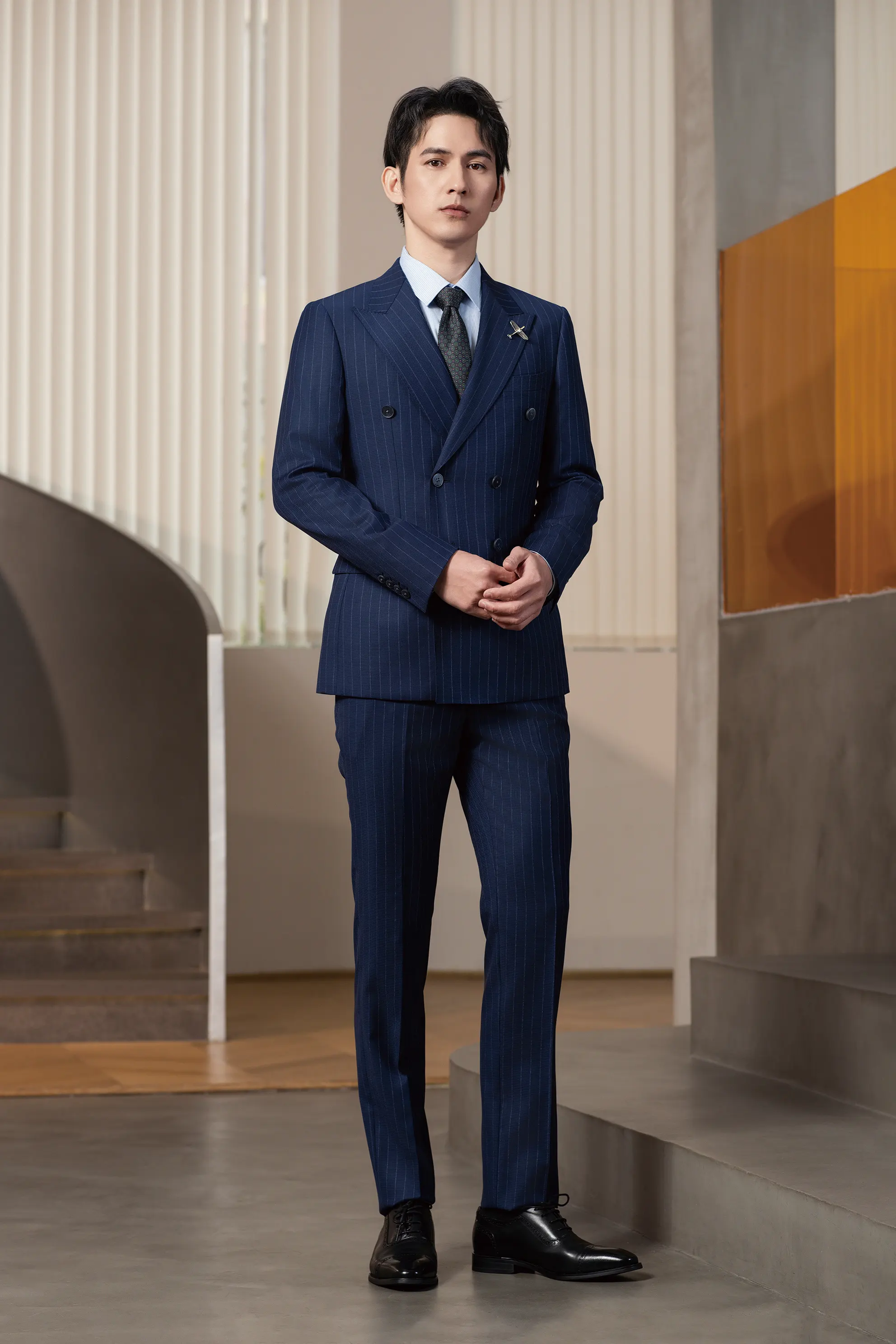 2025 Tuxedo Navy Blue Stripe Suit  8808