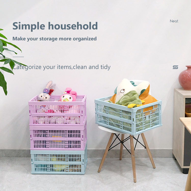 ایک ڈسکٹاپ میک اپ آرگنائزر کے ساتھ ایک کلٹر فر وینٹی خالق بنیں