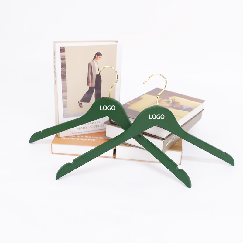 wood%20hanger%20top%2Bbottom%20Green%20%283%29.jpg