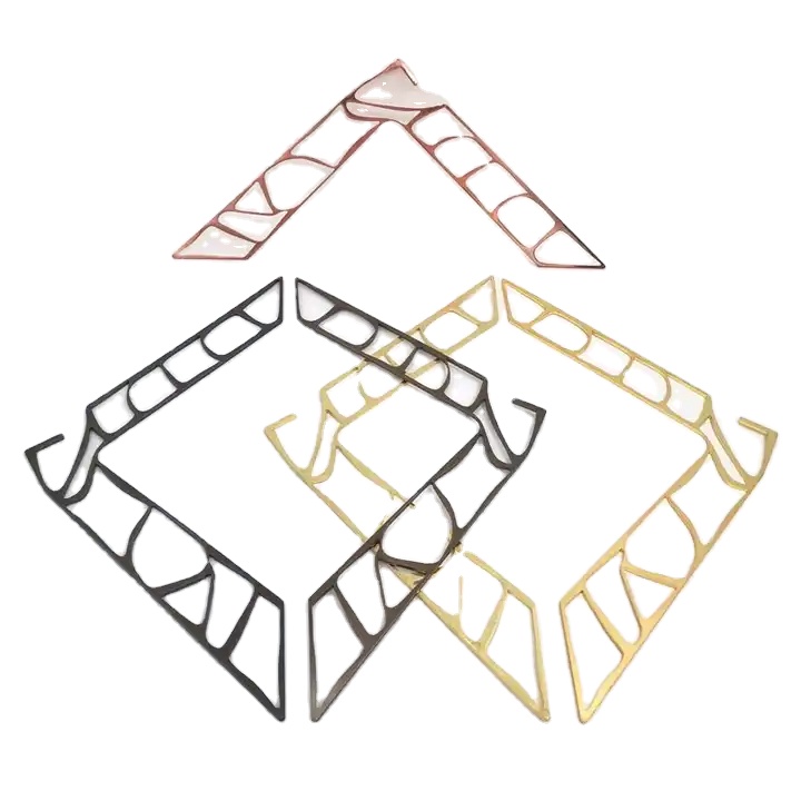 Penyangkut kain sutera logam tempatan direka semula