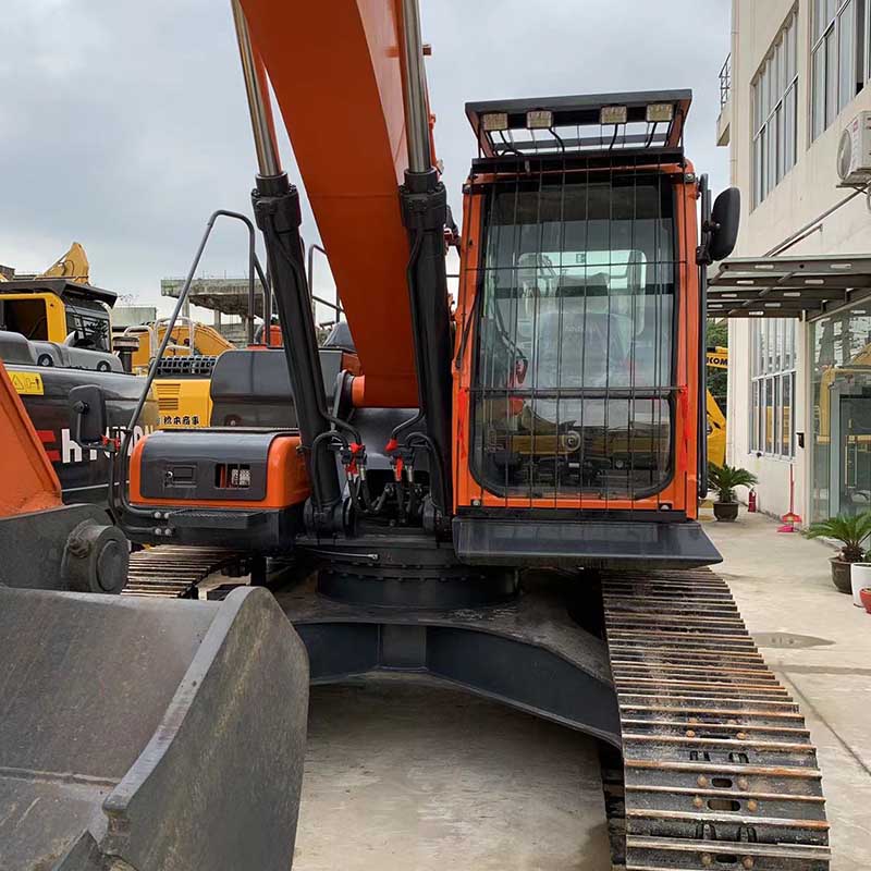 Doosan - DX300