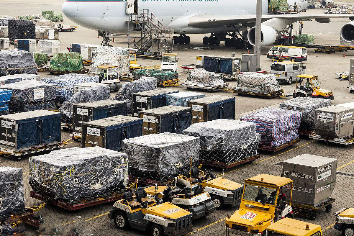 The Fast Lane to Global Trade: International Air Transport Solutions