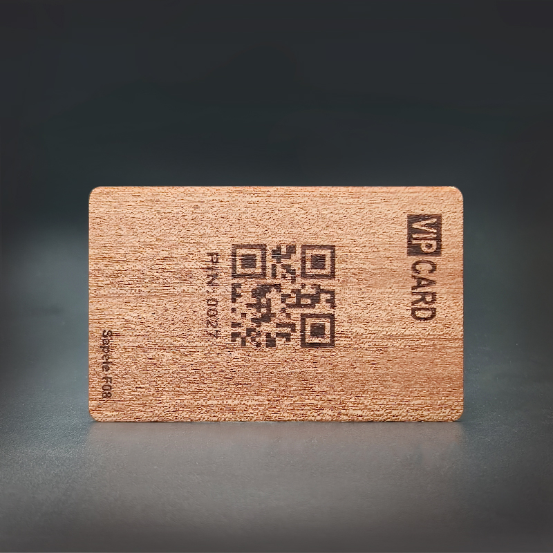 ISO 14443A 13.56MHZ MIFARE Classic 1K 4K כרטיסי עסקים מעץ עם טכנולוגיית NFC, כרטיסי RFID עץ ריקים לייצור עבור תוכניות נאמנות