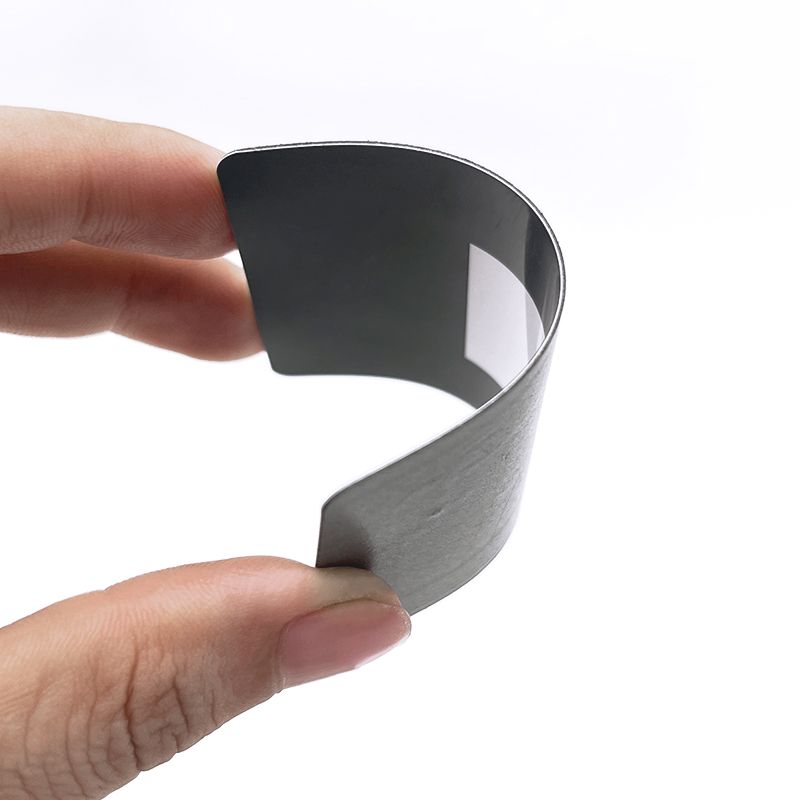 ສັ້ງໄດ້ Printable Social Media 13.56mhz Smart Digital Rfid Business Pvc Glossy Black Nfc Card