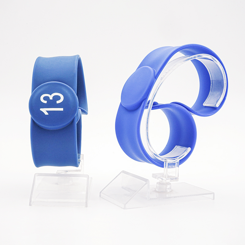 TK4100 T5577 HITAG 1 RFID silicone wristband 125khz Mifare1 S50 ICODE2 13.56mhz uhf adjustable hf event wristbands nfc bracelet custom